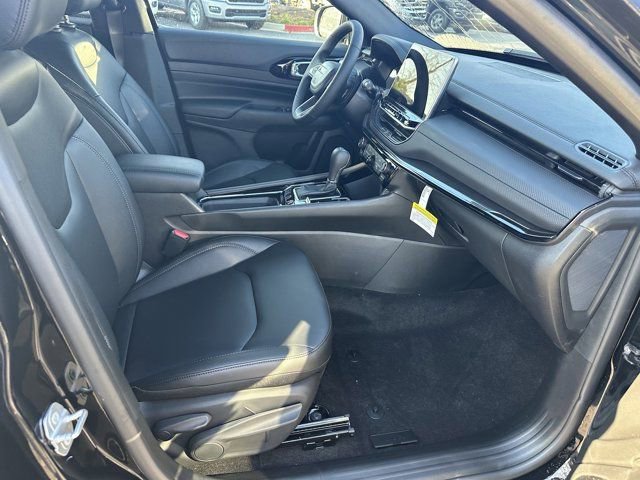 New 2026 Jeep Compass Limited image 13