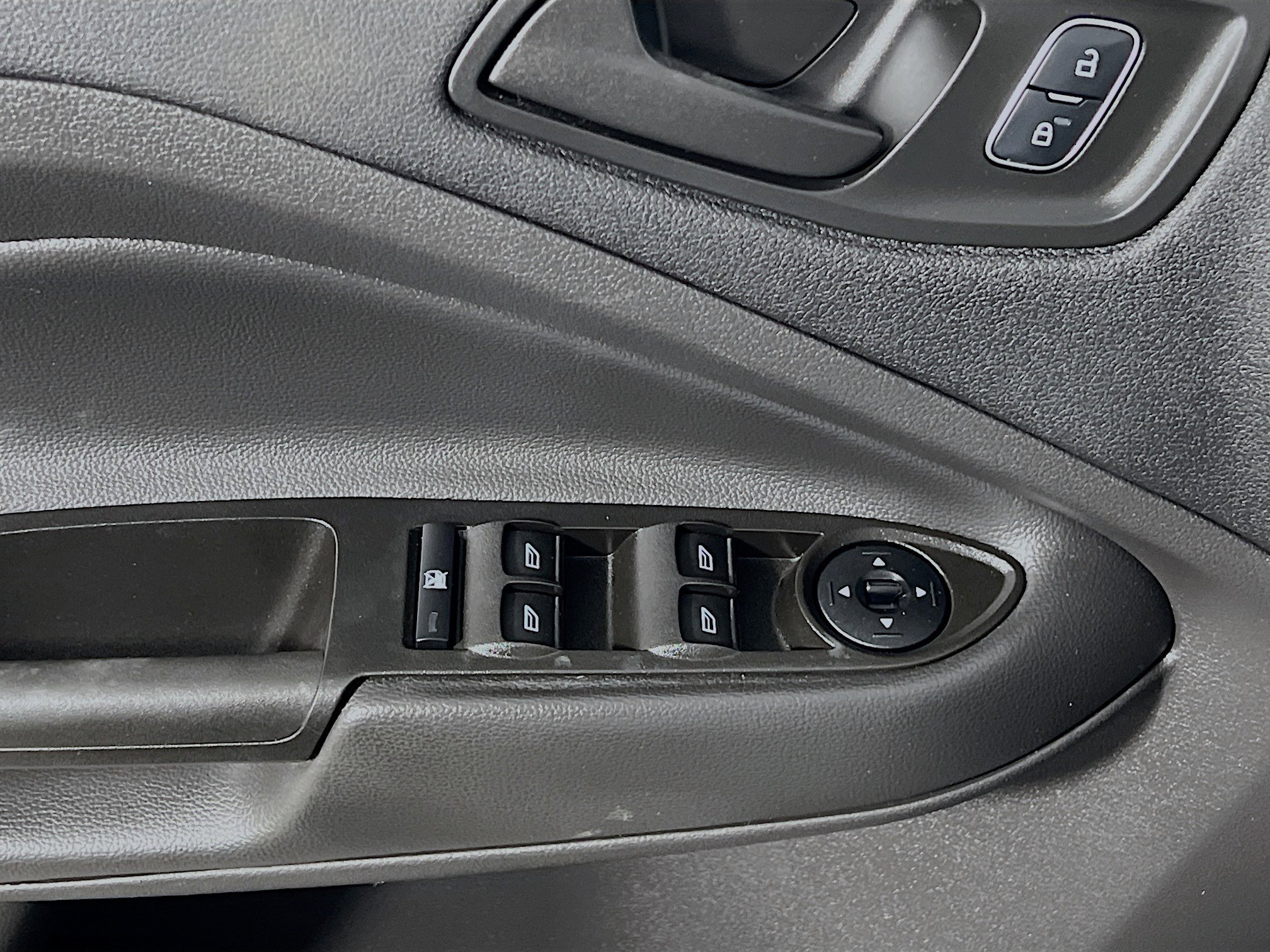 Used 2017 Ford Escape S image 17