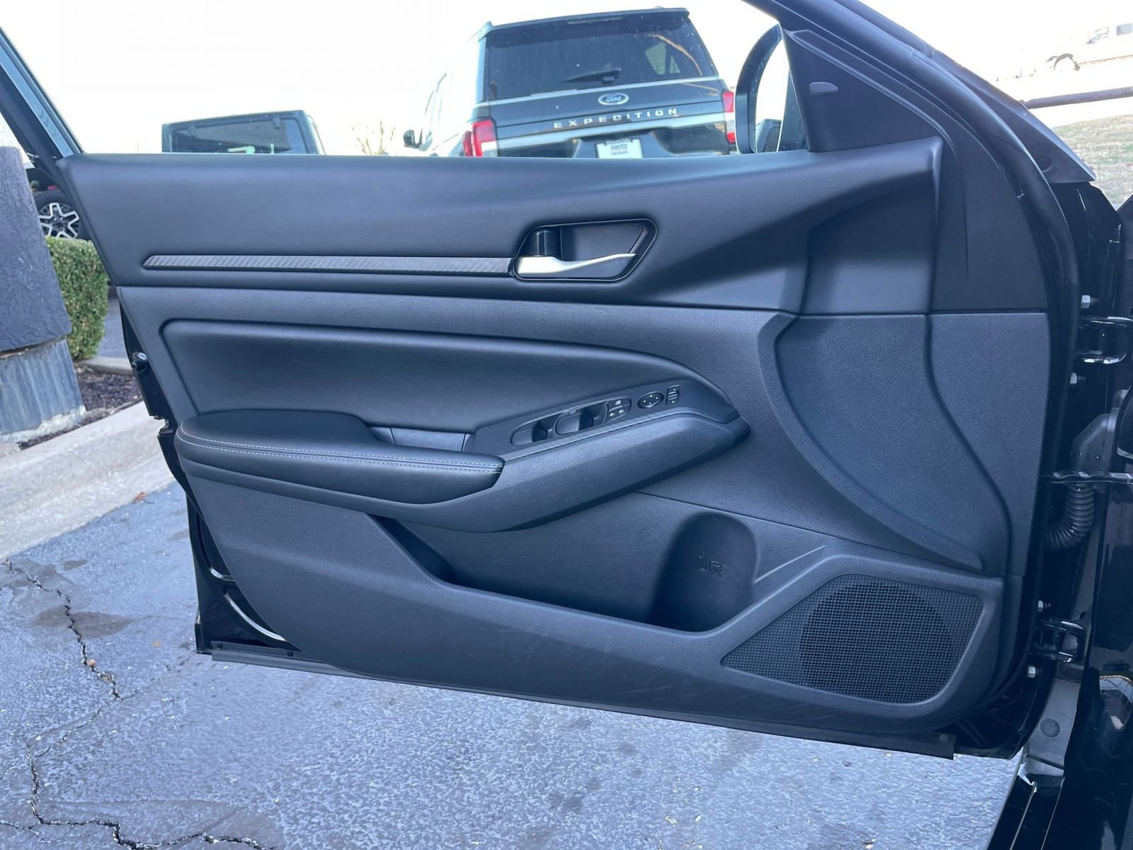 Used 2025 Nissan Altima 2.5 SV image 20