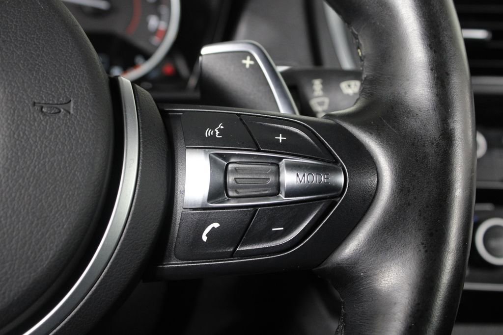 Used 2016 BMW M235i xDrive Convertible image 25