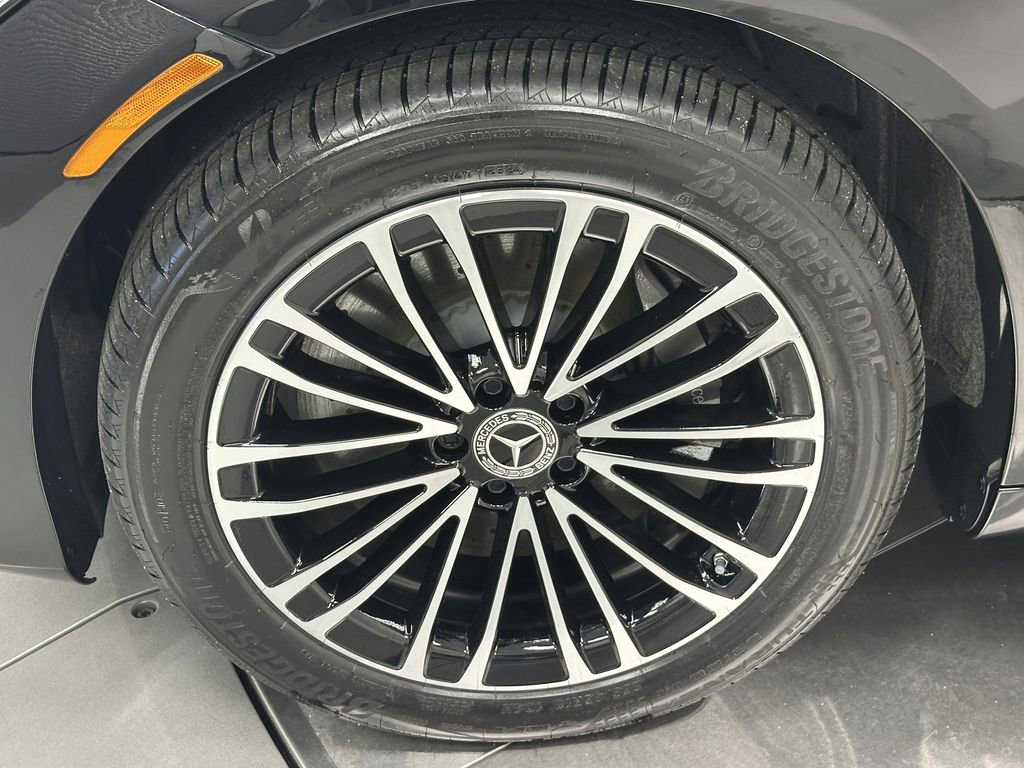 Certified 2025 Mercedes-Benz S 580e 4MATIC Sedan image 12
