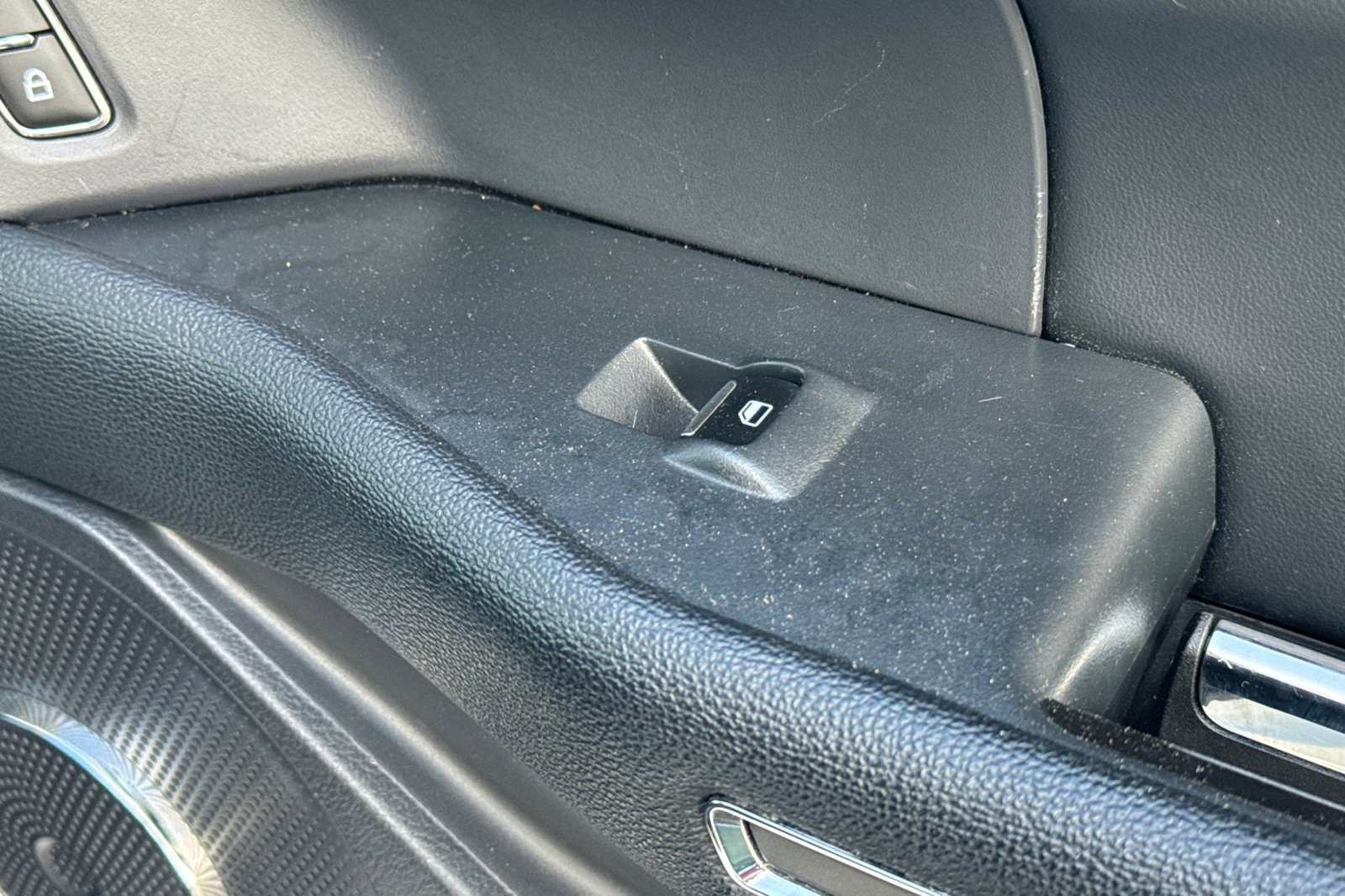 Used 2024 Ford Expedition XLT image 23