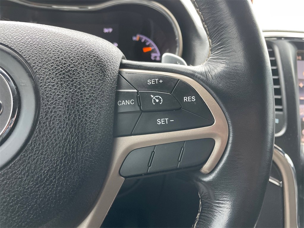 Used 2016 Jeep Grand Cherokee Limited image 24