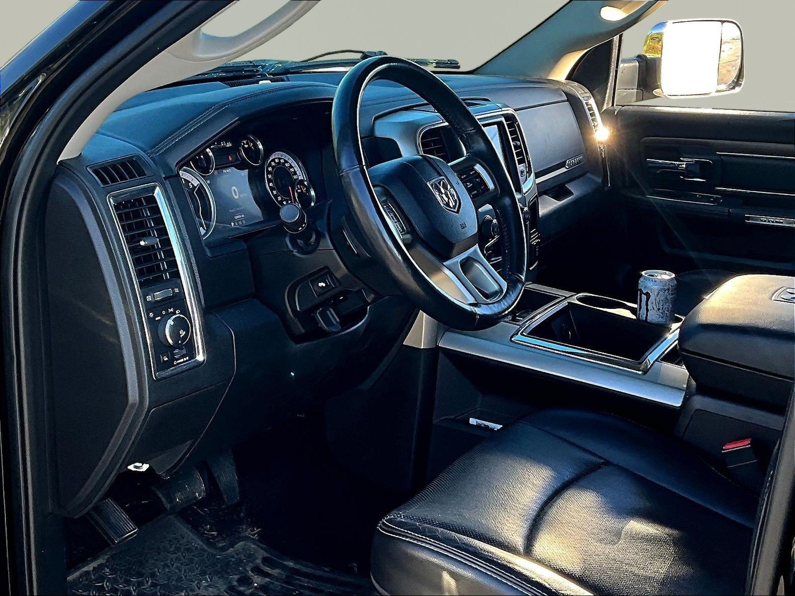 Used 2015 RAM 1500 Laramie w/ Convenience Group AWD/4WD image 20