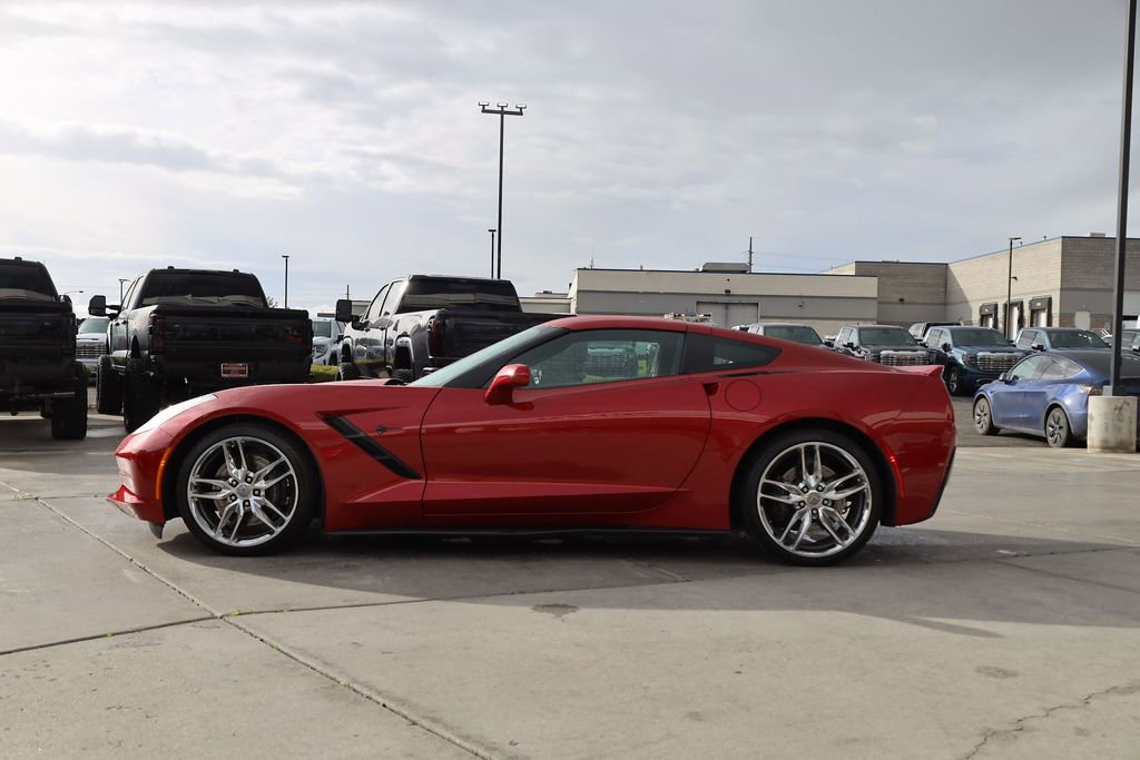Used 2015 Chevrolet Corvette Stingray Coupe w/ 2LT Preferred Equipment Group image 3