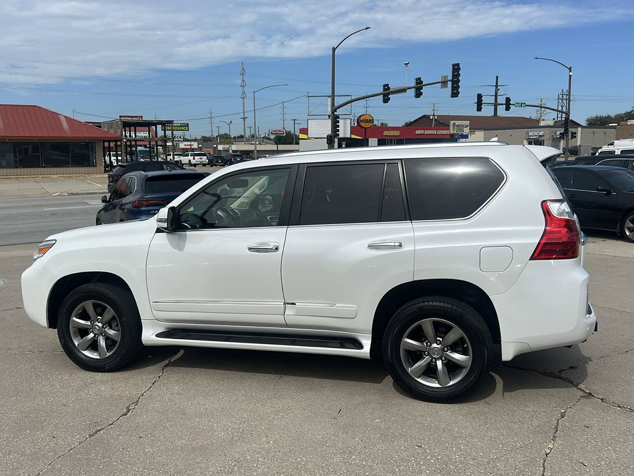 Used 2012 Lexus GX 460 Premium AWD/4WD image 6