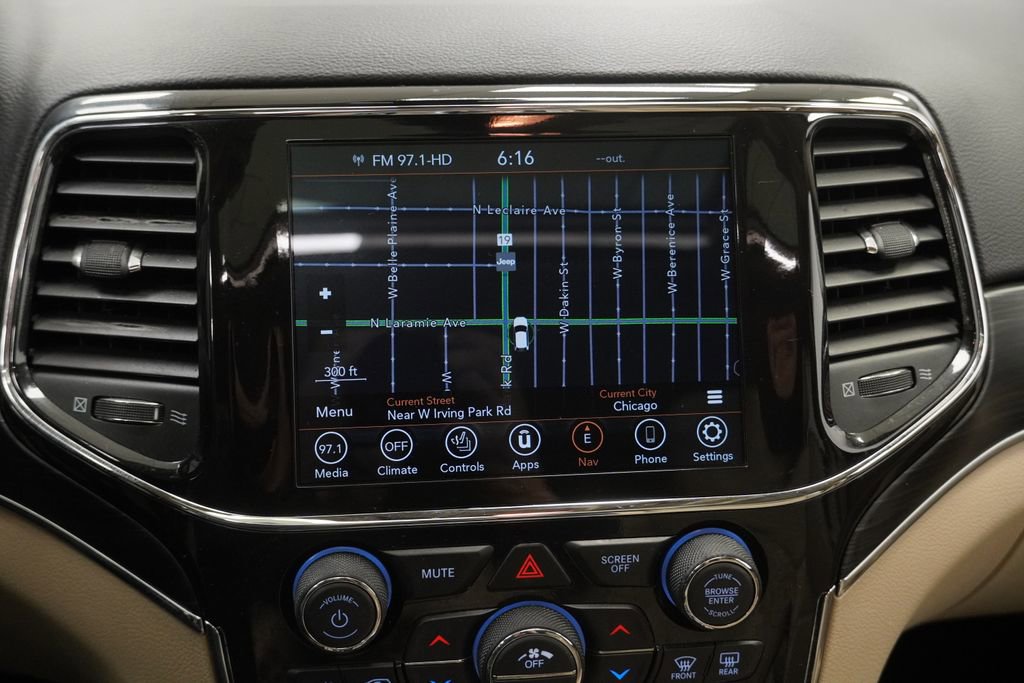 Certified 2021 Jeep Grand Cherokee Limited image 32