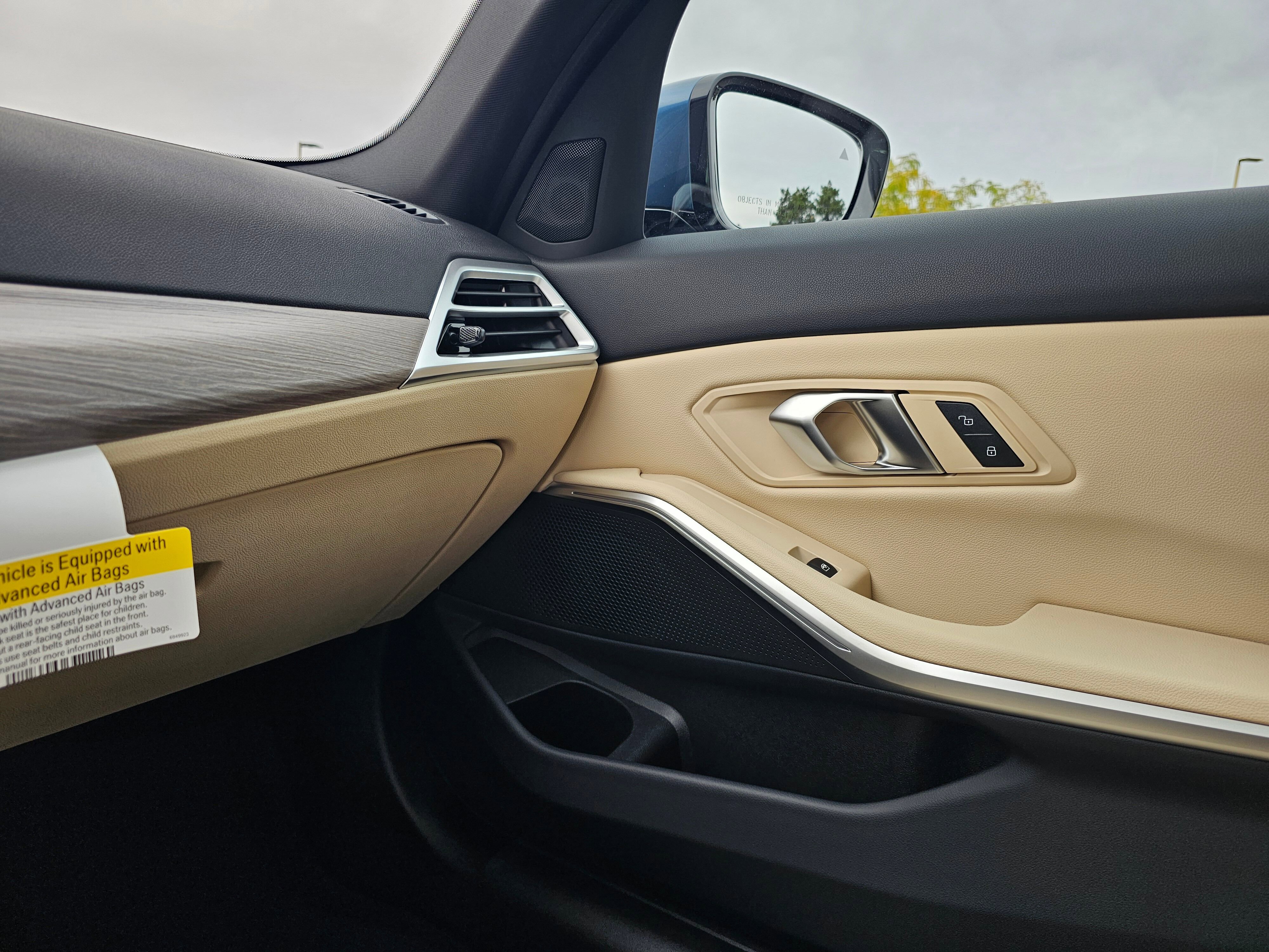 New 2026 BMW 330i xDrive Sedan w/ M Sport Package image 25