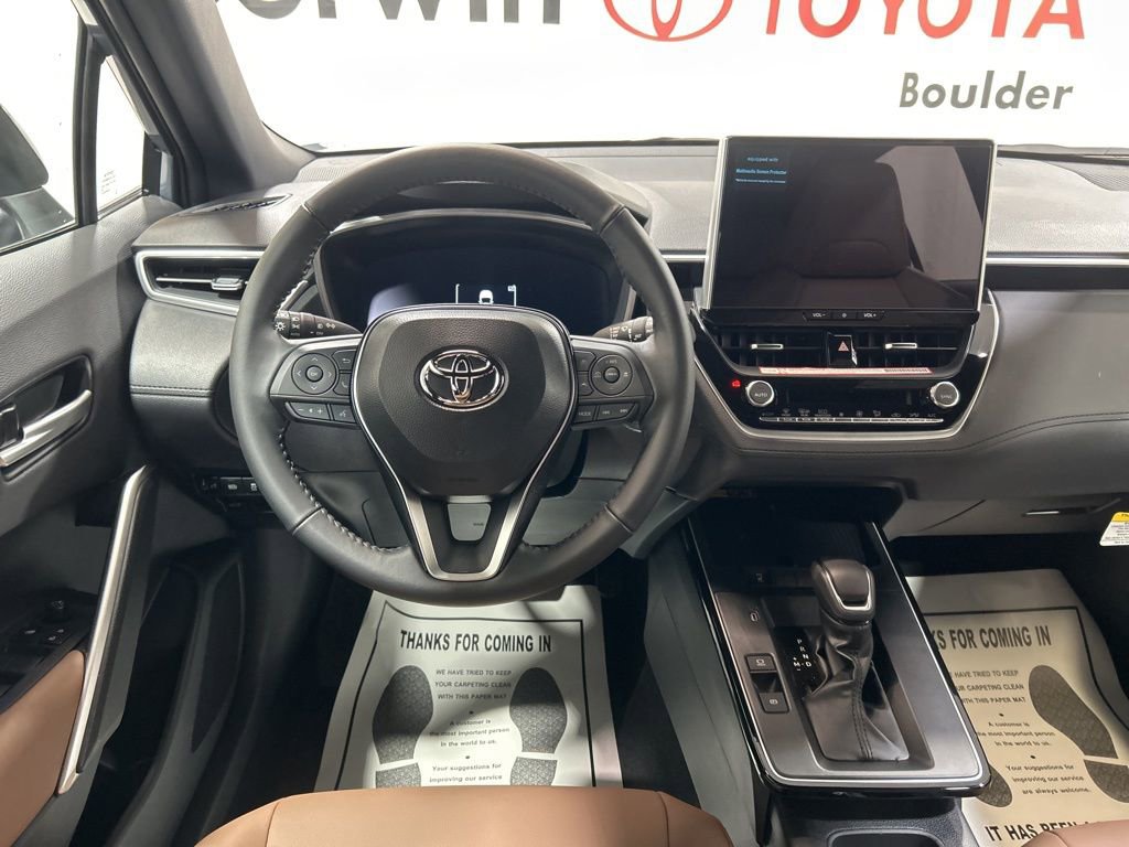 Used 2026 Toyota Corolla Cross XLE w/ Convenience Package image 19