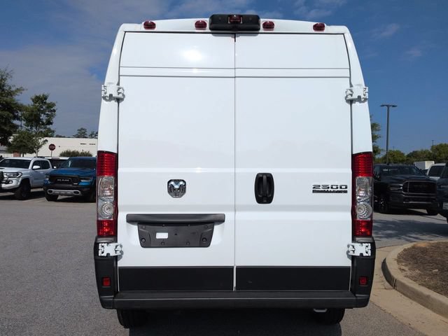 Used 2026 RAM ProMaster 2500 w/ Convenience Group FWD image 5