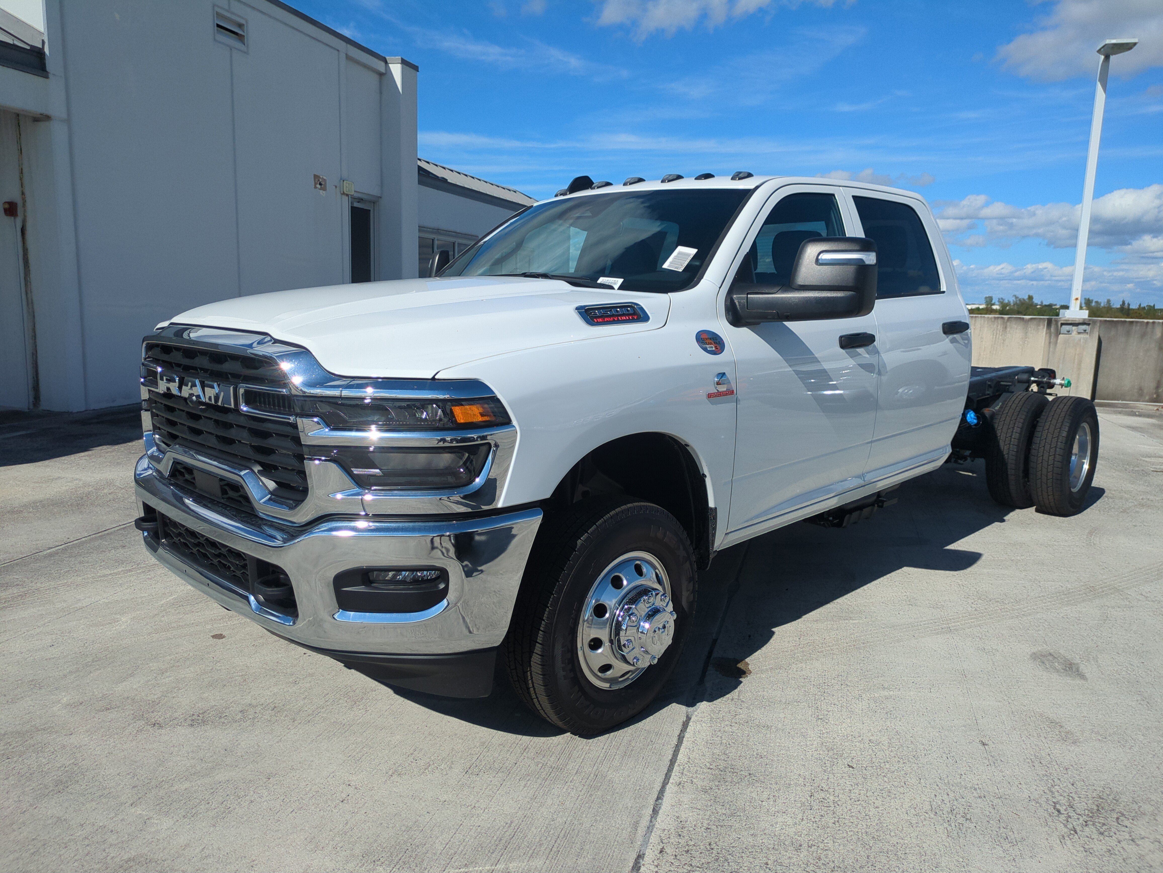 New 2026 RAM 3500 Tradesman w/ Chrome Appearance Group image 9