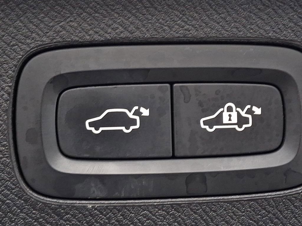 Used 2019 Volvo XC90 T6 Inscription w/ Luxury Package image 29