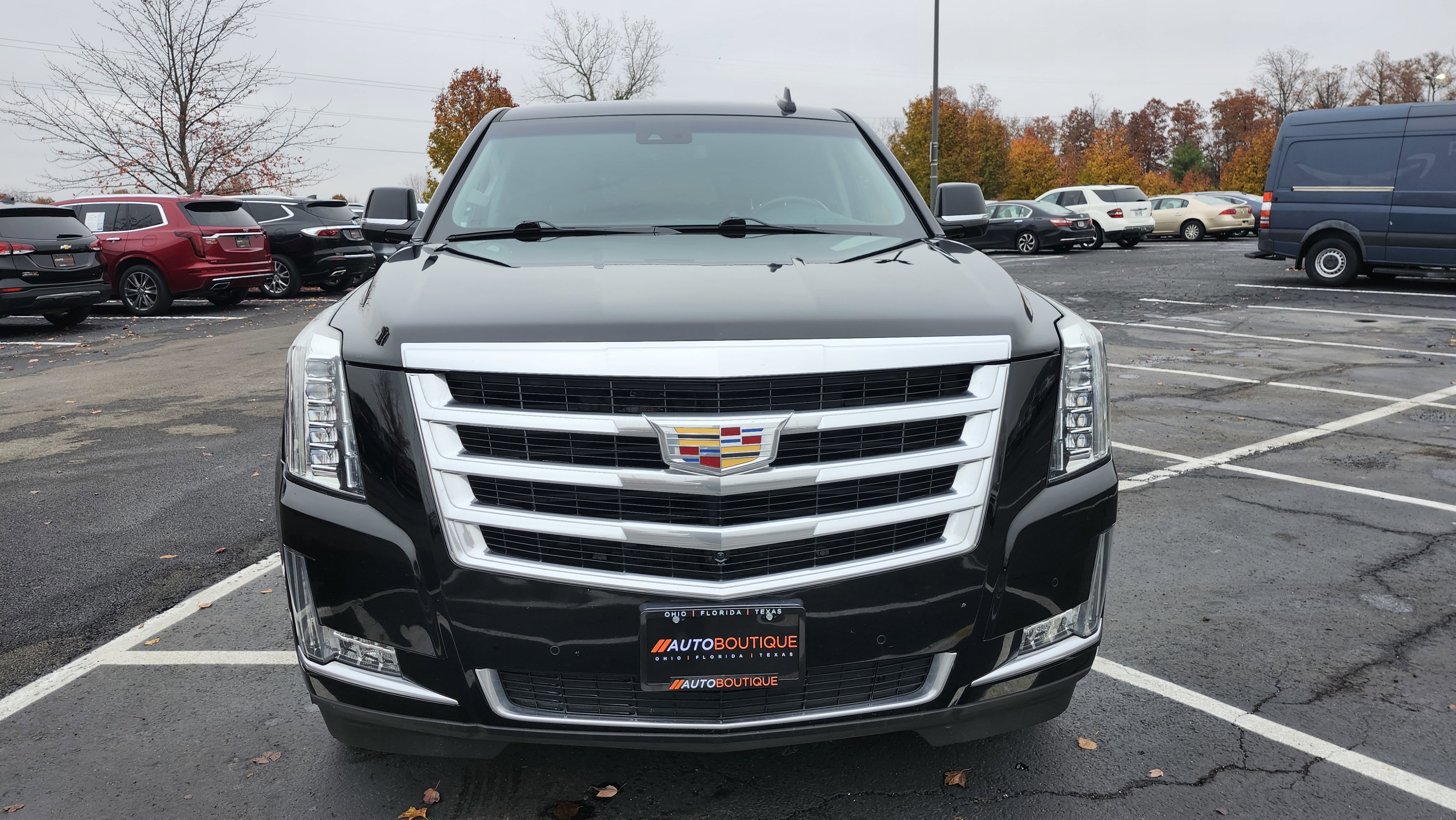 Used 2018 Cadillac Escalade Luxury image 8
