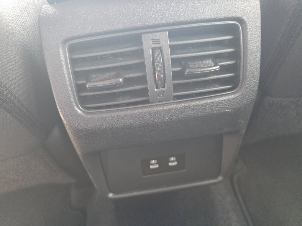 Used 2025 Nissan Rogue SV FWD image 14