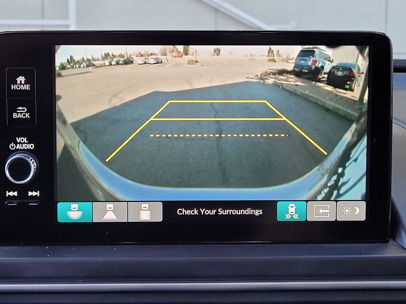 Used 2023 Honda Pilot Touring image 14