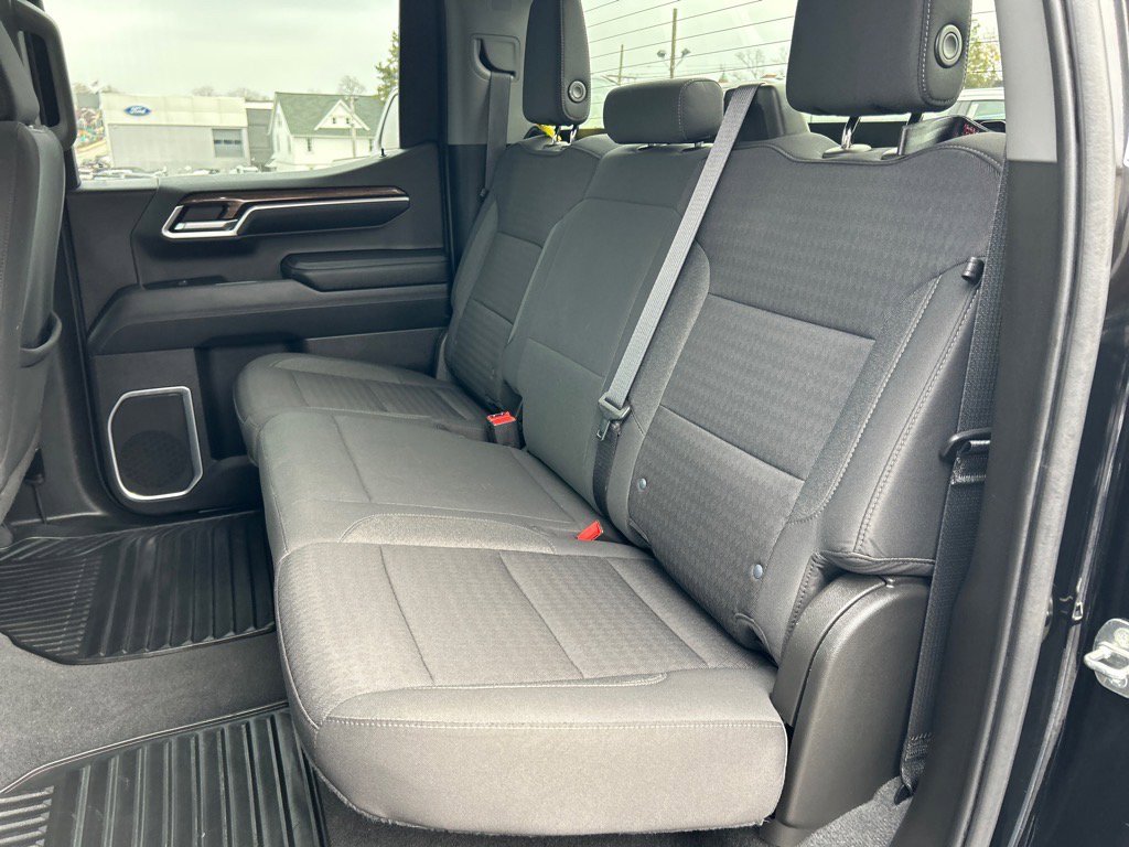 Used 2022 Chevrolet Silverado 1500 LT image 11