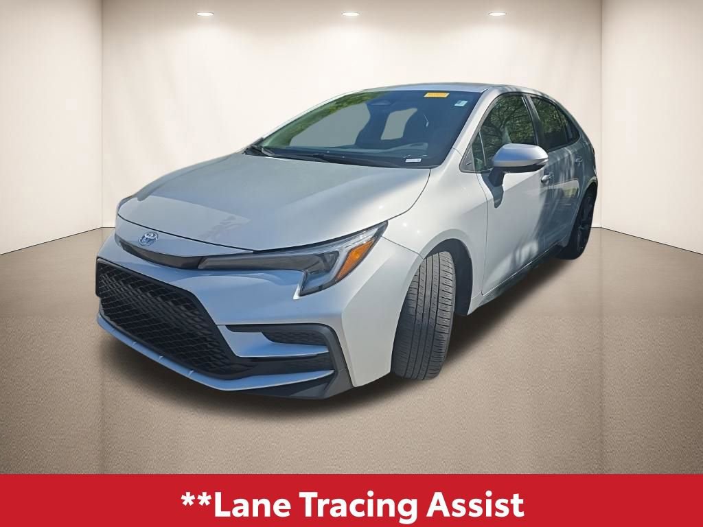 Used 2024 Toyota Corolla SE image 11