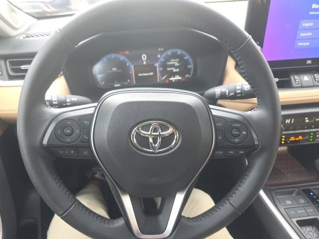 Used 2024 Toyota RAV4 Limited image 16