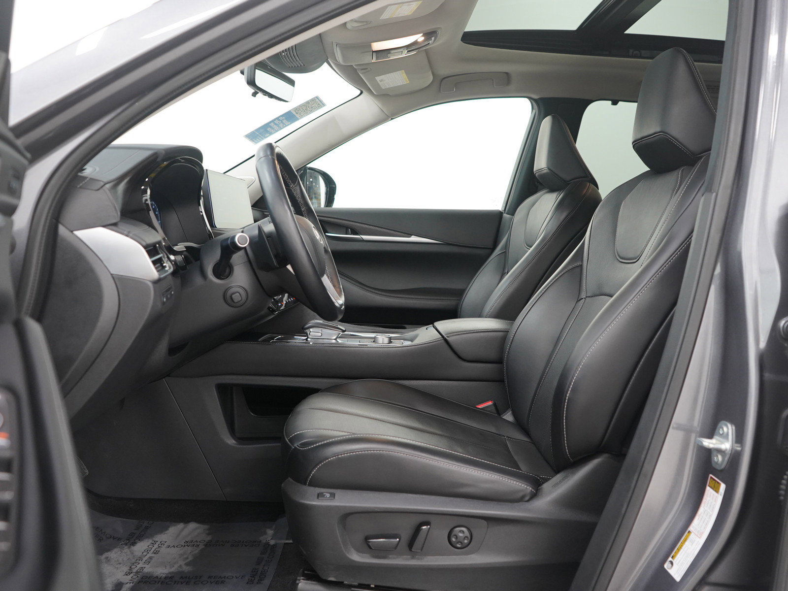 Used 2024 INFINITI QX60 Sensory image 25