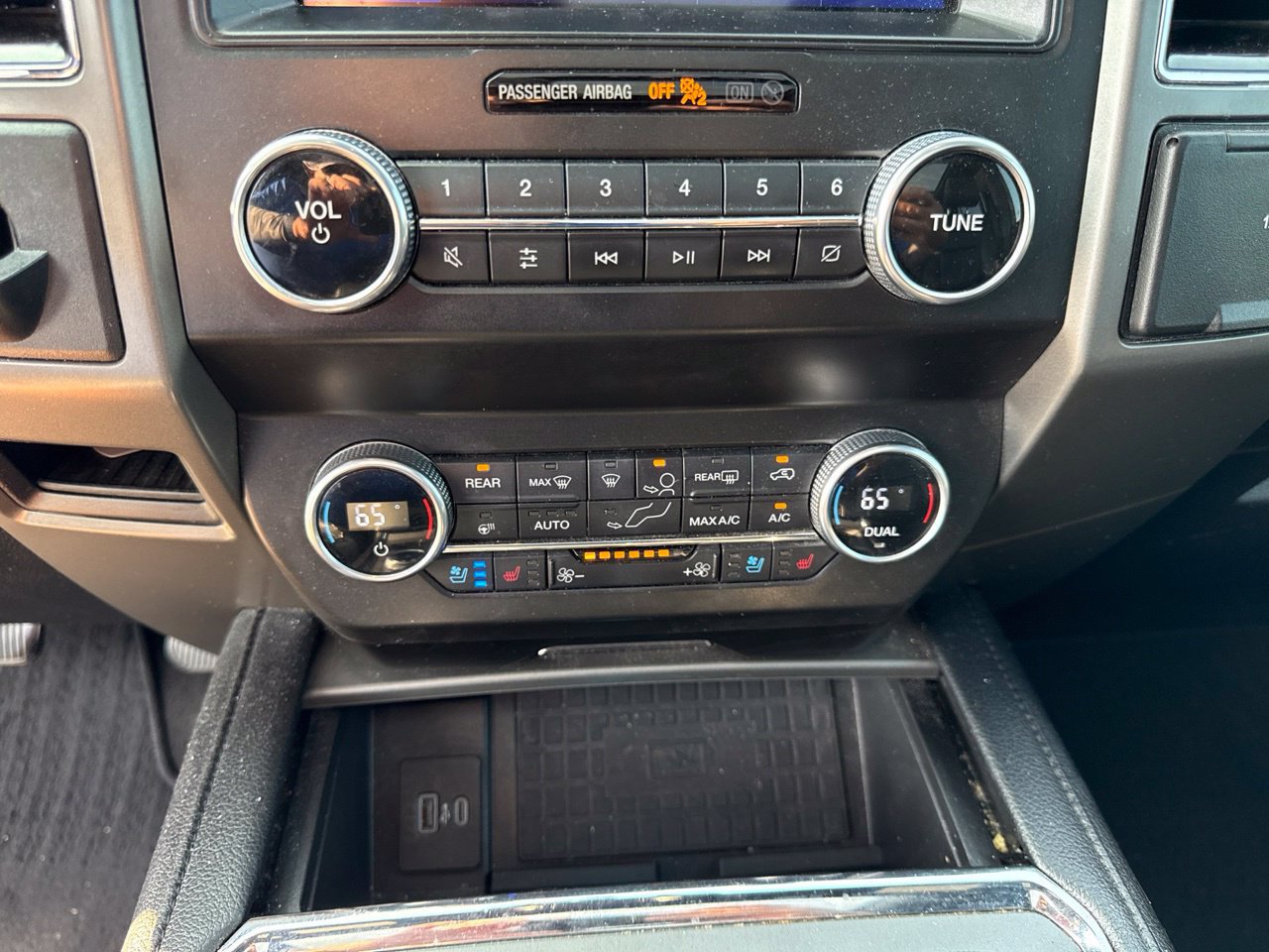 Used 2021 Ford Expedition XLT RWD image 26