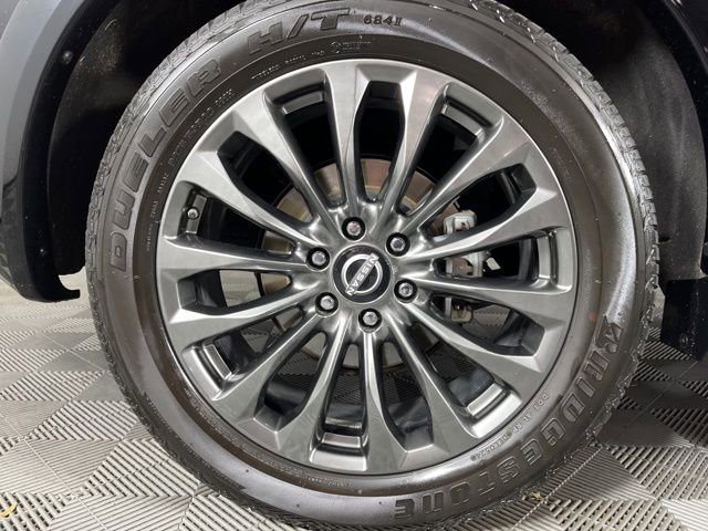 Used 2024 Nissan Armada Platinum w/ Captain's Chairs Package image 15