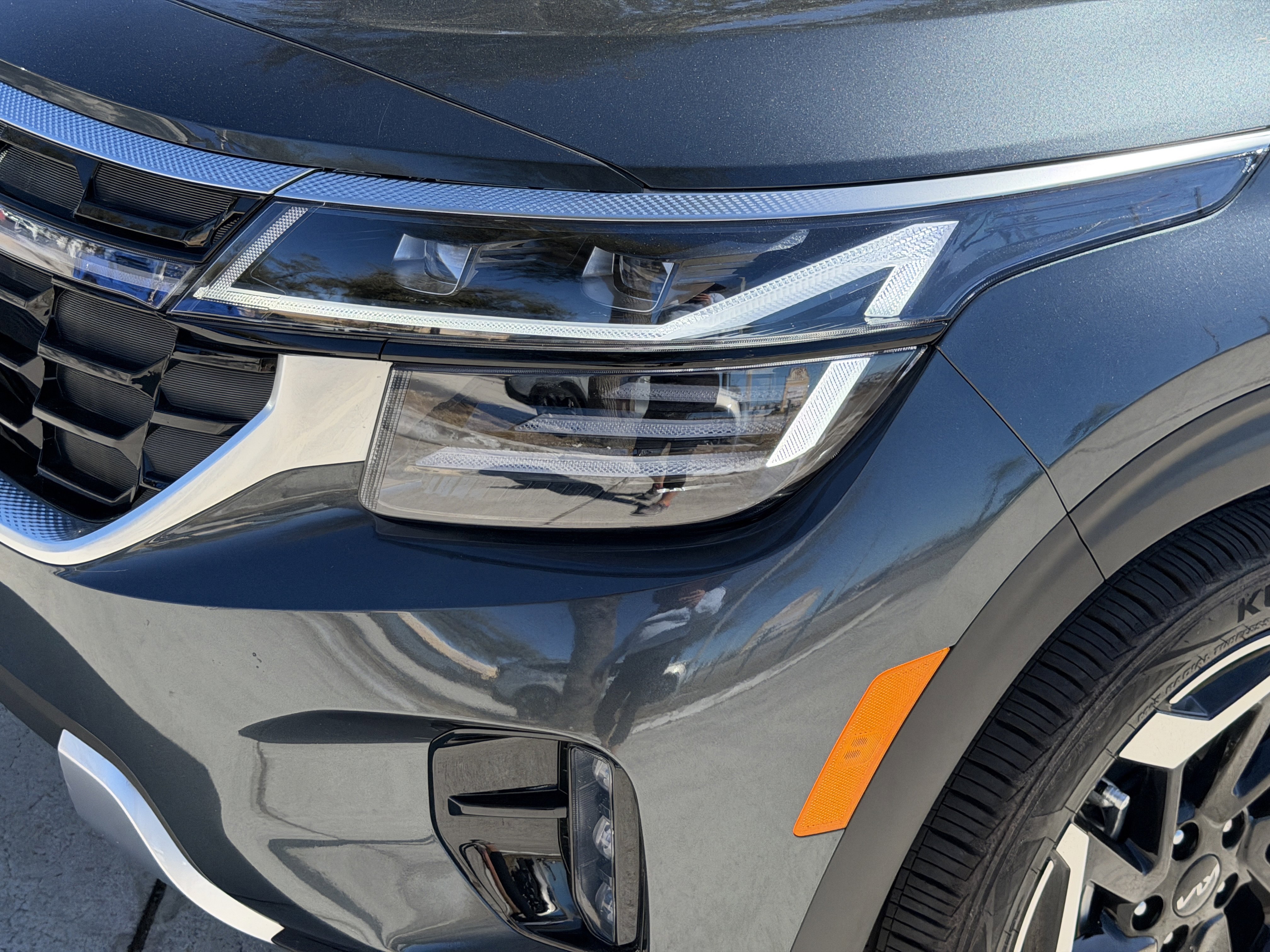 Certified 2024 Kia Seltos SX image 9