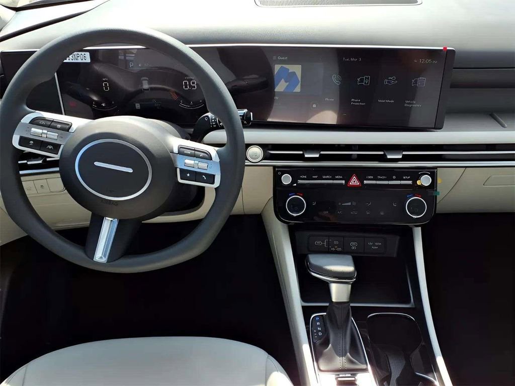 New 2026 Hyundai Tucson SEL image 8