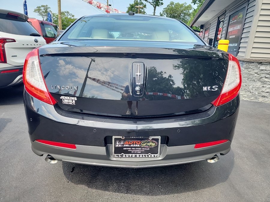 Used 2014 Lincoln MKS w/ Equipment Group 101A FWD image 8