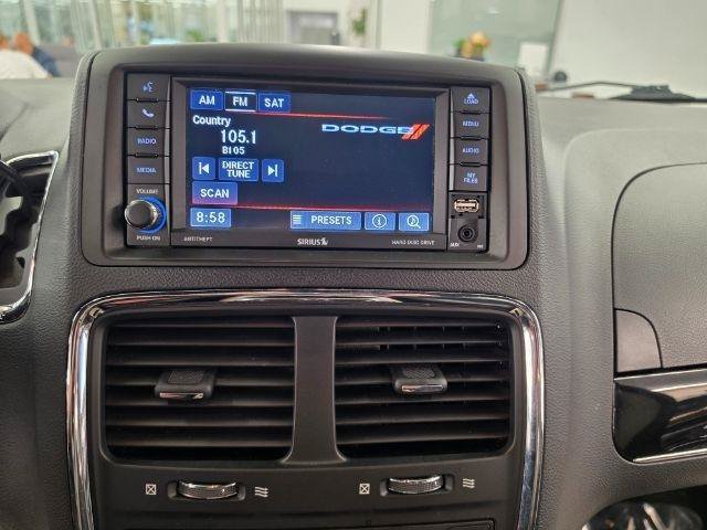 Used 2018 Dodge Grand Caravan SXT FWD image 18