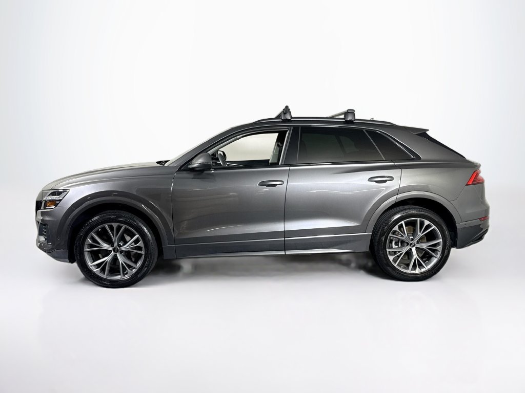 Used 2023 Audi Q8 Premium AWD/4WD image 2
