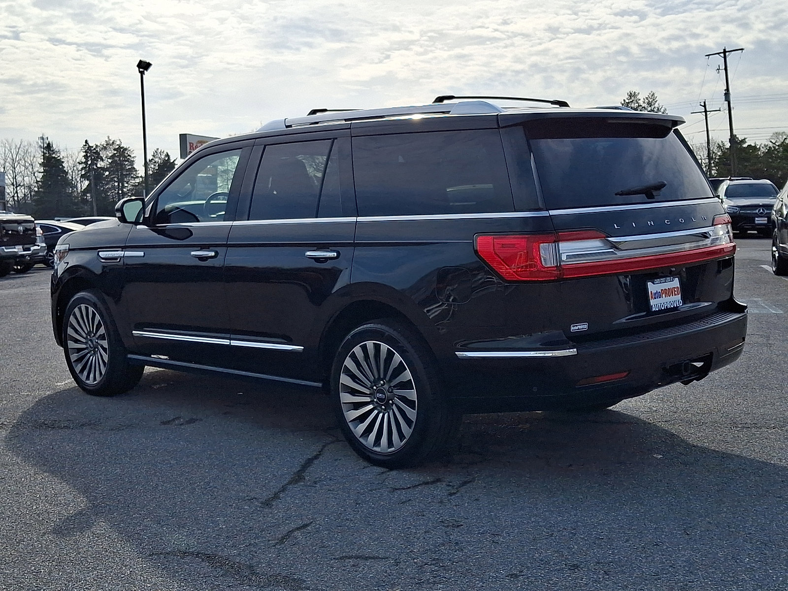 Used 2019 Lincoln Navigator Reserve w/ Cargo Package image 4