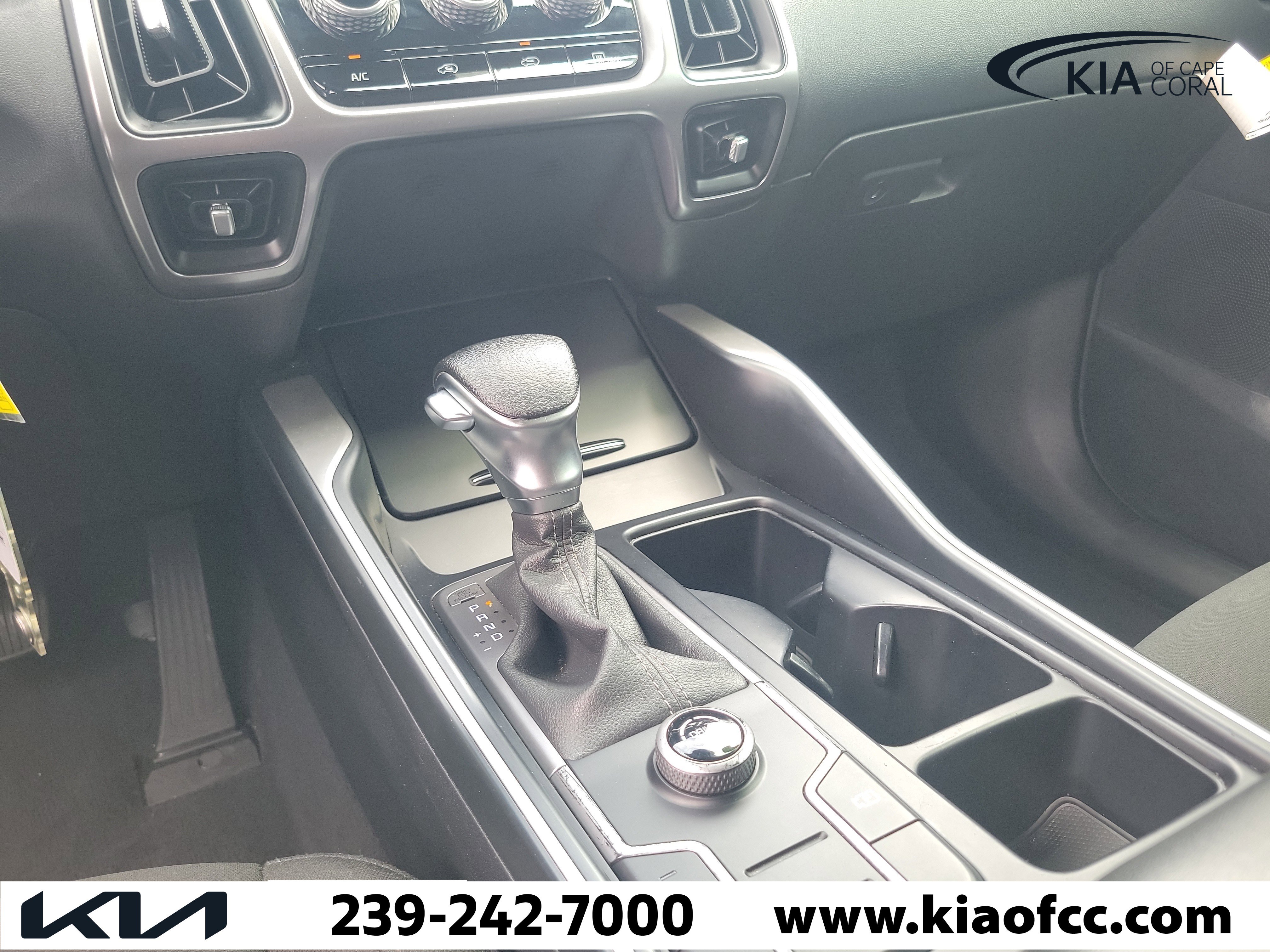 Certified 2023 Kia Sorento LX FWD image 19