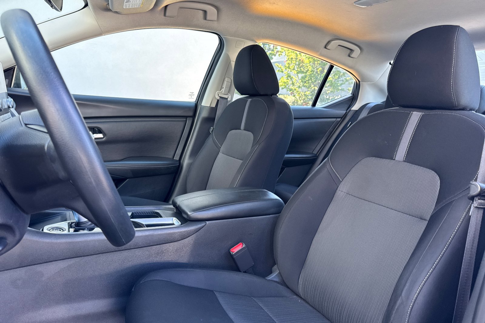 Used 2024 Nissan Sentra SV image 23