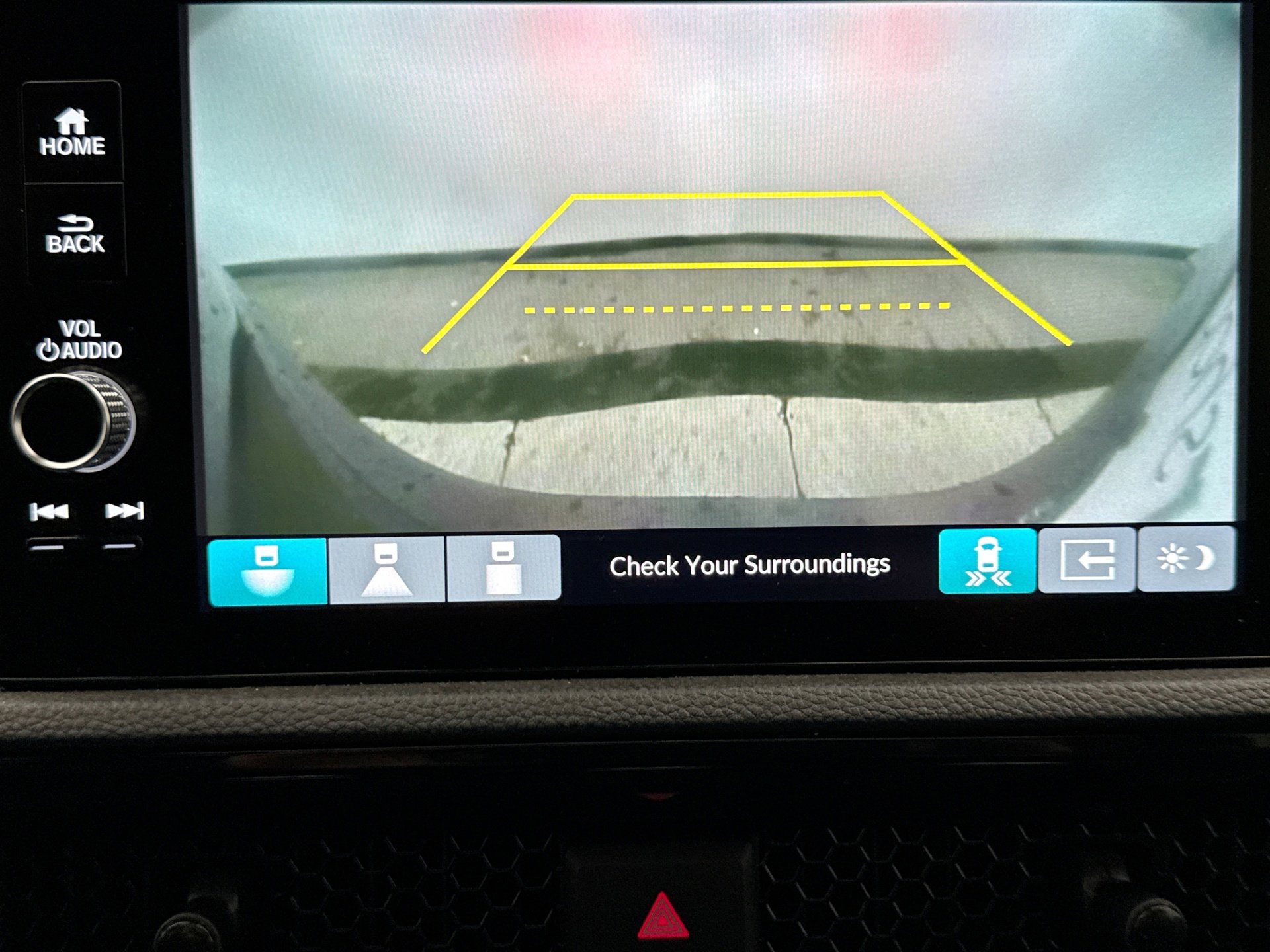 Used 2025 Honda CR-V EX-L image 16