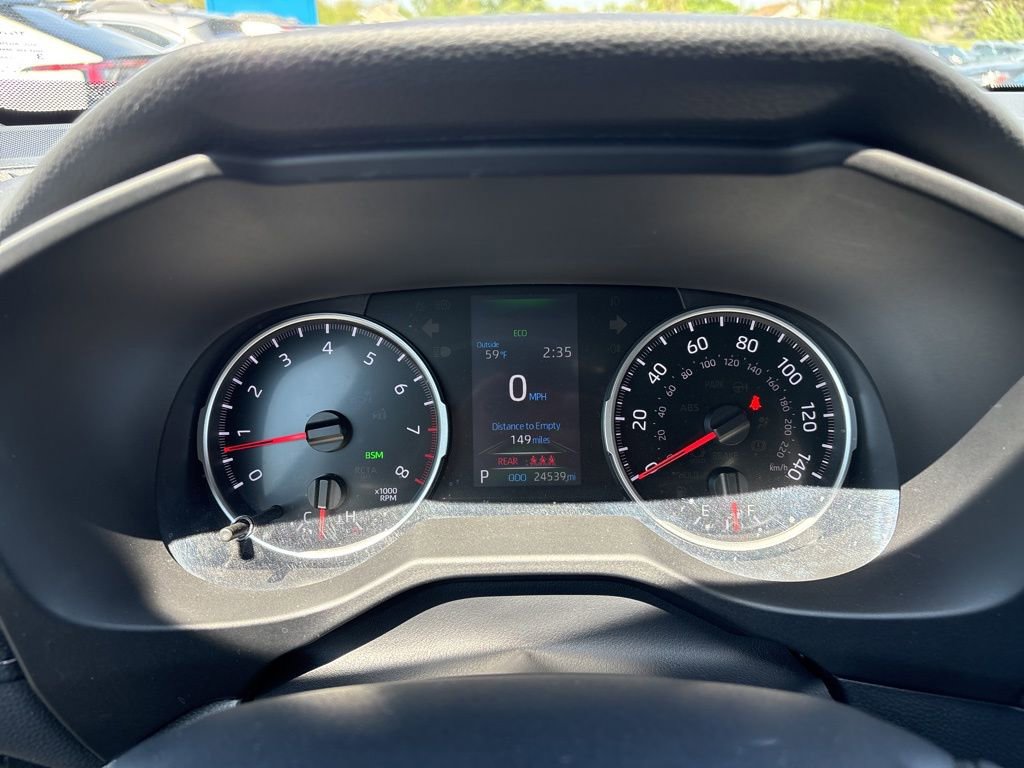 Used 2019 Toyota RAV4 LE w/ All Weather Liner Package AWD/4WD image 15