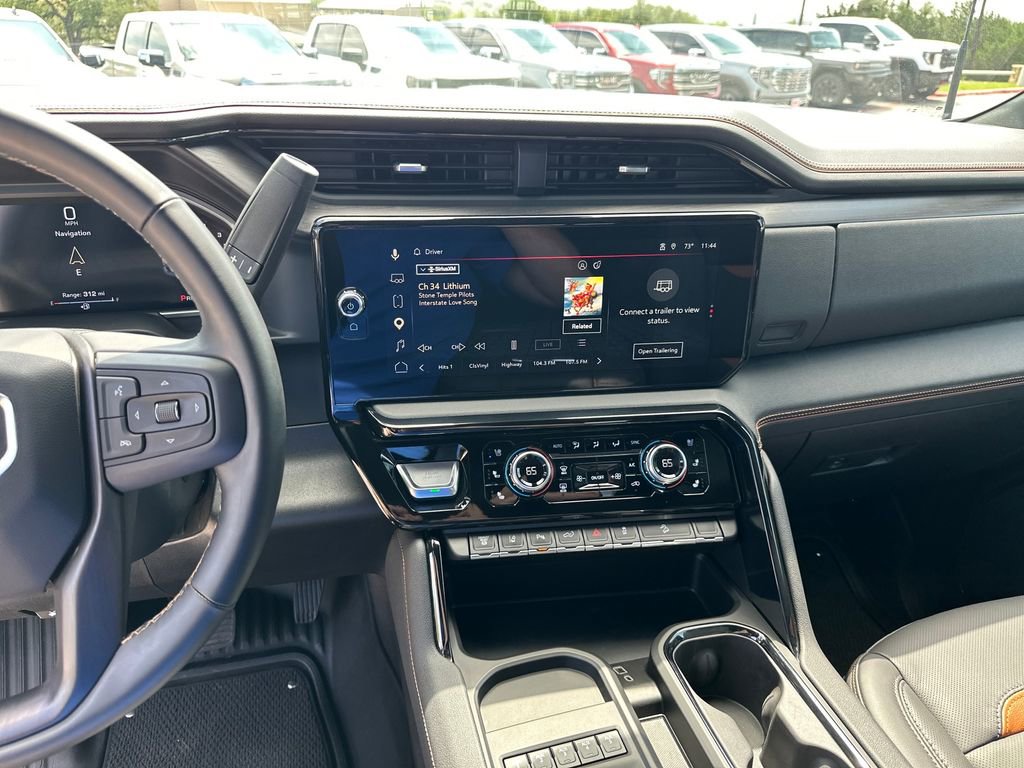 Used 2026 GMC Sierra 2500 AT4 w/ AT4 Premium Plus Package AWD/4WD image 22