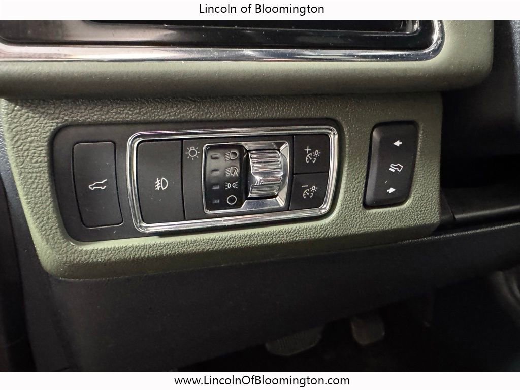 Certified 2022 Lincoln Navigator L Black Label AWD/4WD image 40