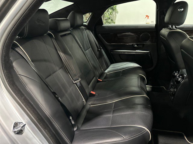 Used 2011 Jaguar XJ RWD image 48