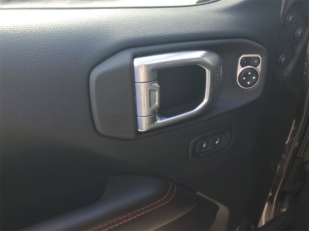New 2025 Jeep Wrangler Unlimited Rubicon image 8