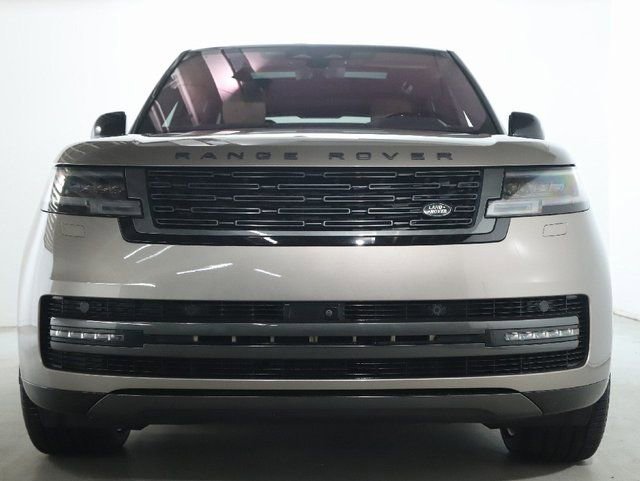 Used 2023 Land Rover Range Rover SE image 14