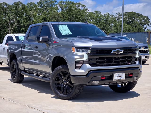 New 2026 Chevrolet Silverado 1500 LT Trail Boss w/ LT Trail Boss Premium Package AWD/4WD image 1