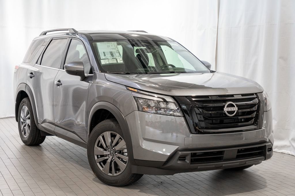 New 2025 Nissan Pathfinder SV w/ Black Appearance Package image 1