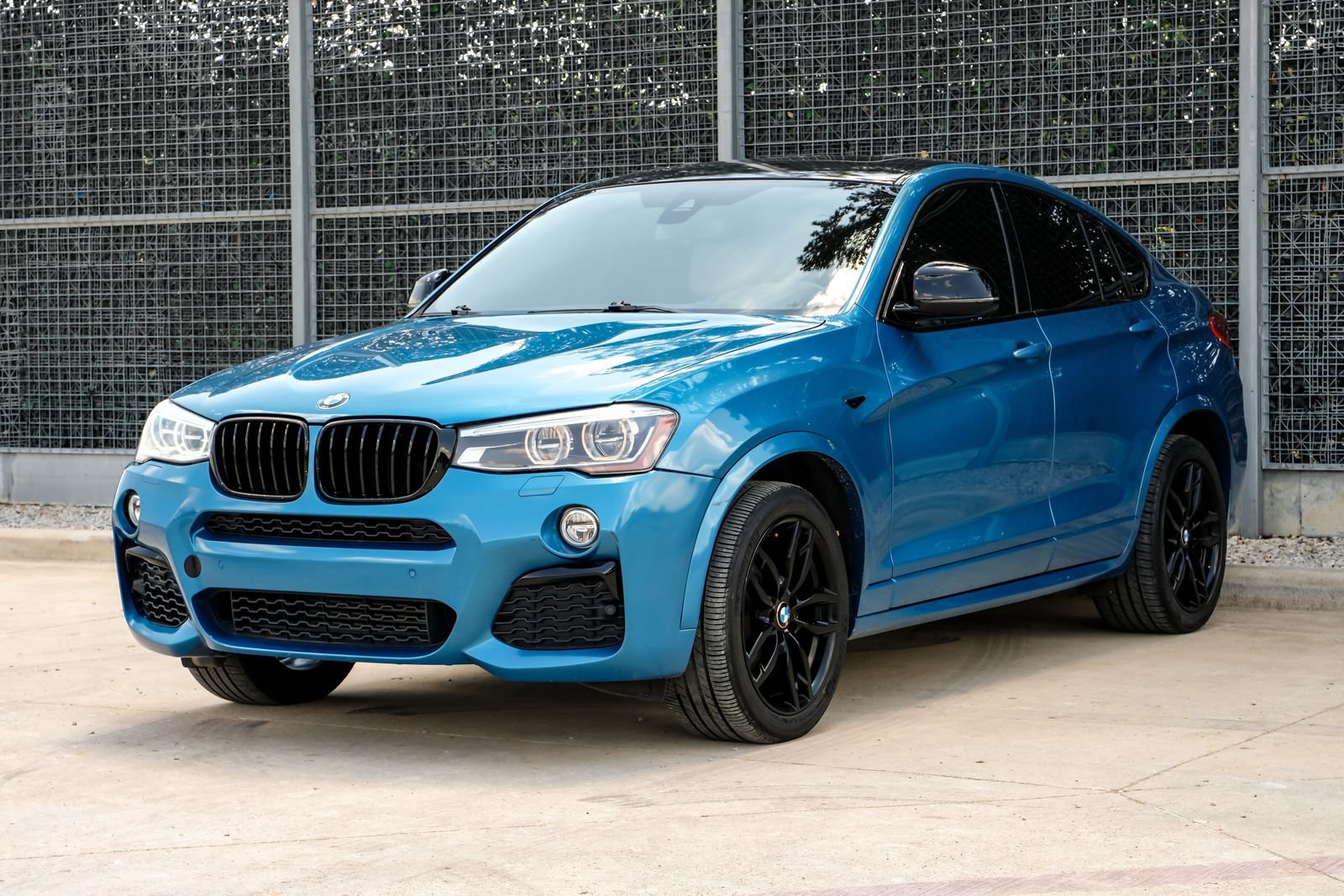 Used 2018 BMW X4 M40i AWD/4WD image 7