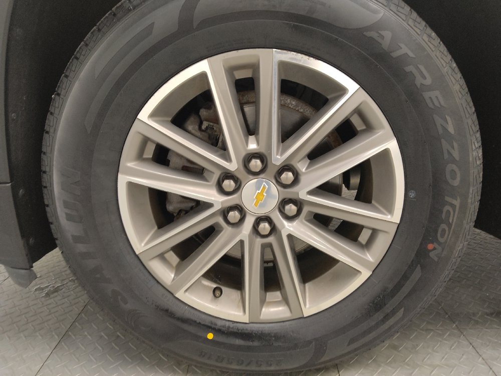 Used 2023 Chevrolet Traverse LT w/ LPO, Floor Liner Package AWD/4WD image 31