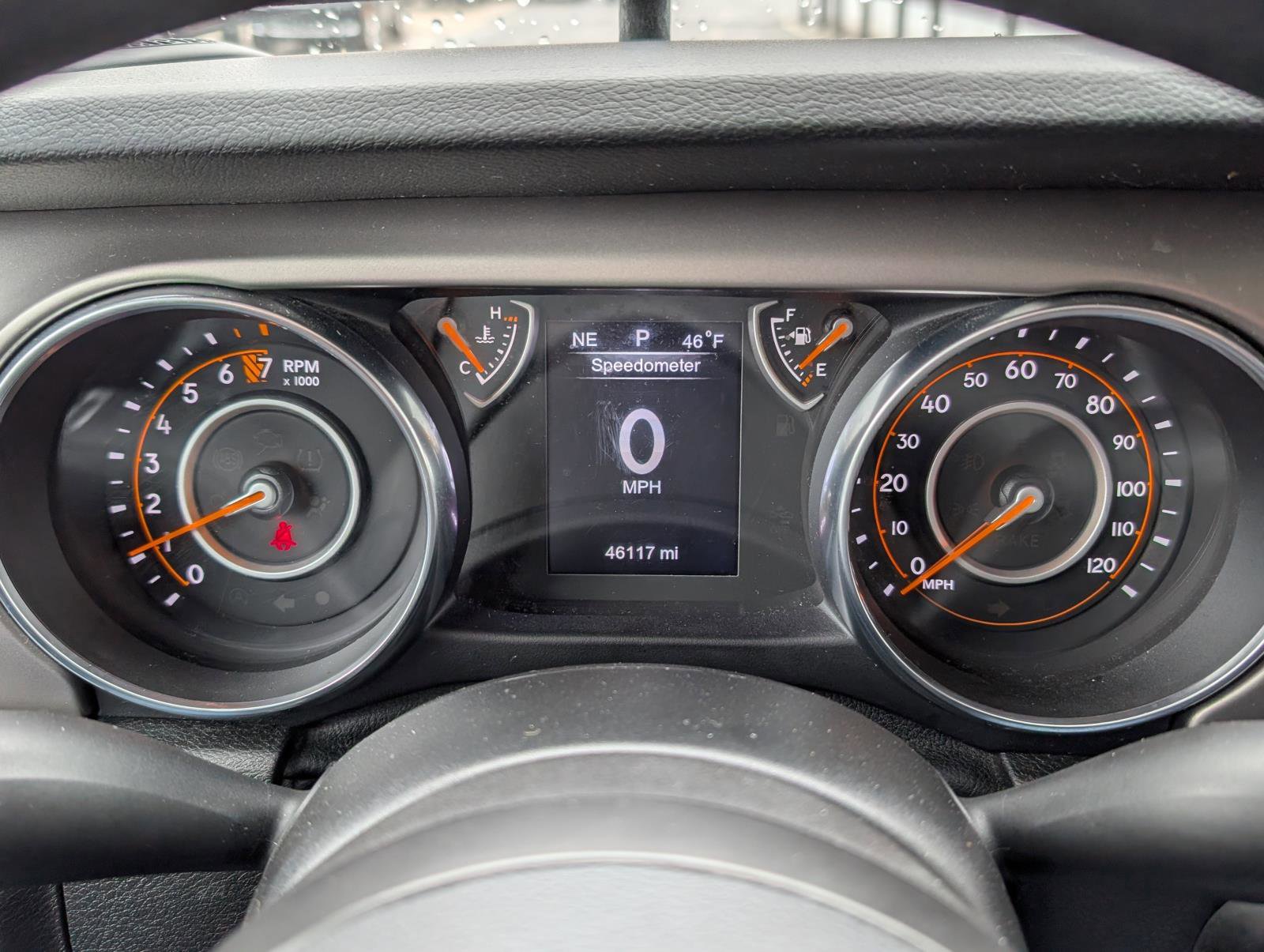 Used 2020 Jeep Gladiator Sport image 24