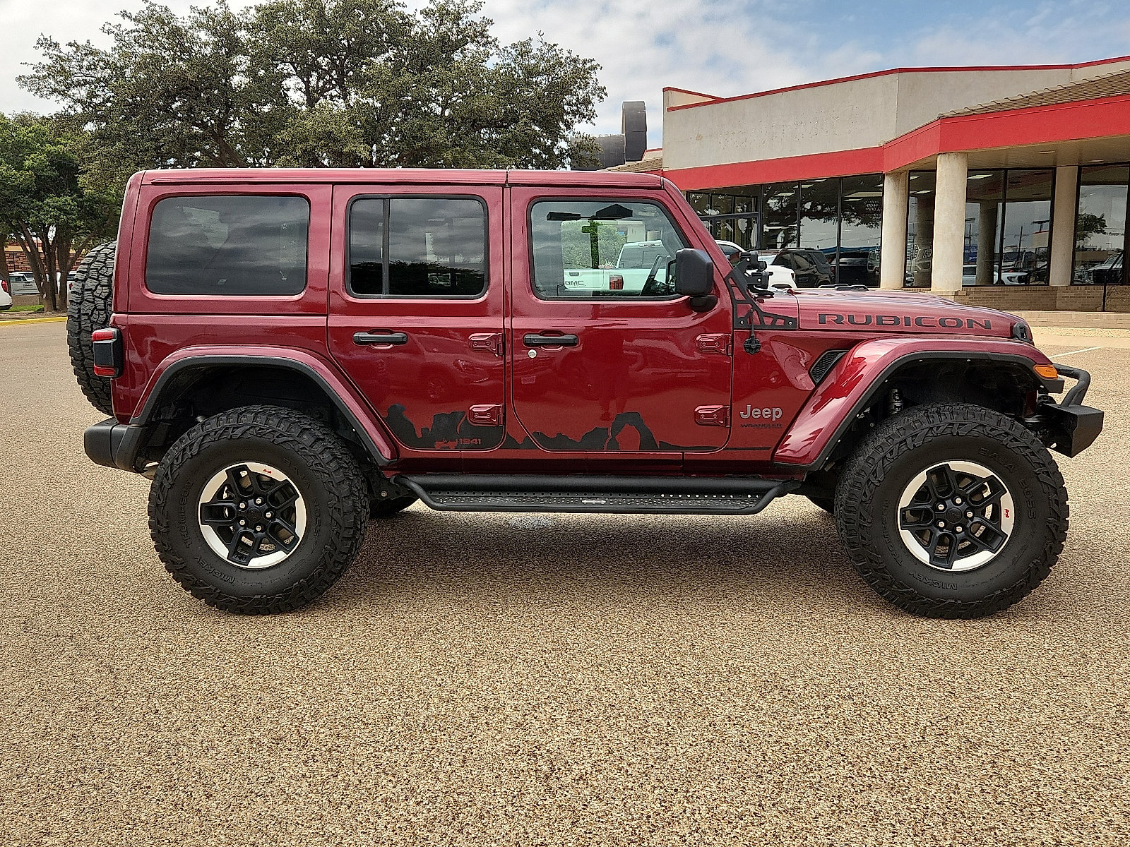 Used 2021 Jeep Wrangler Unlimited Rubicon AWD/4WD image 5