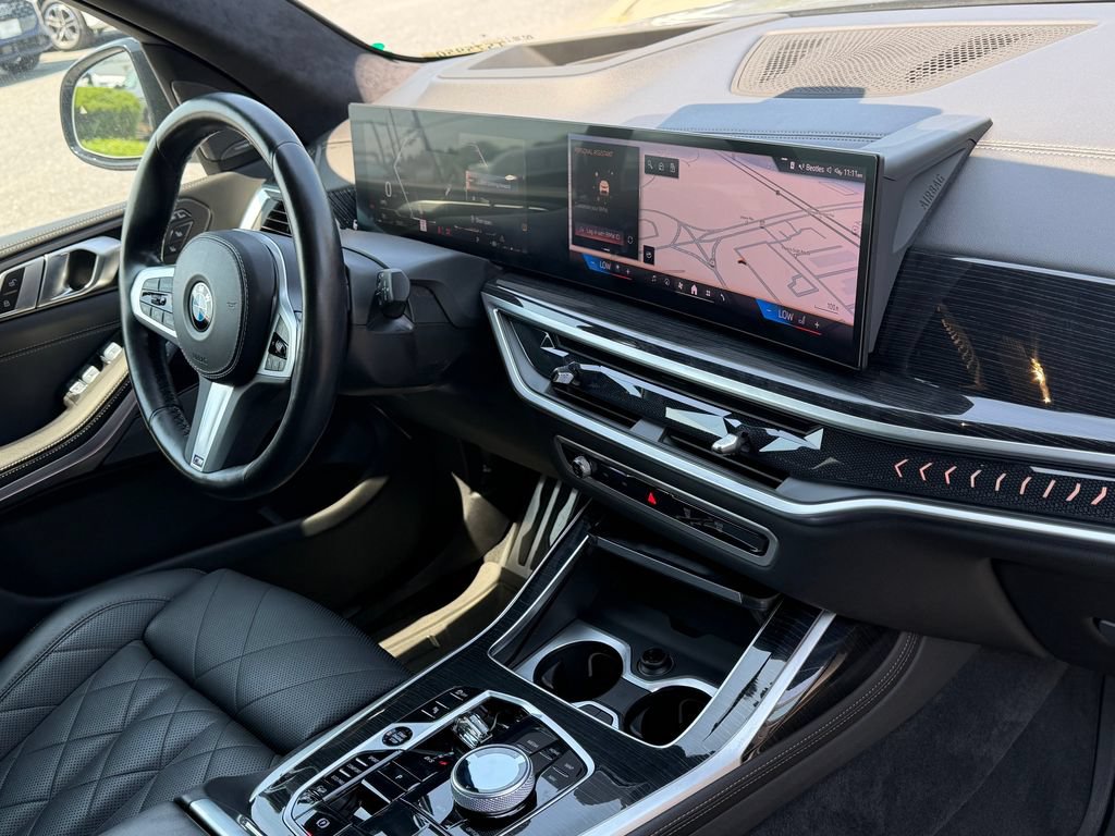 Used 2024 BMW X7 xDrive40i w/ Executive Package AWD/4WD image 14