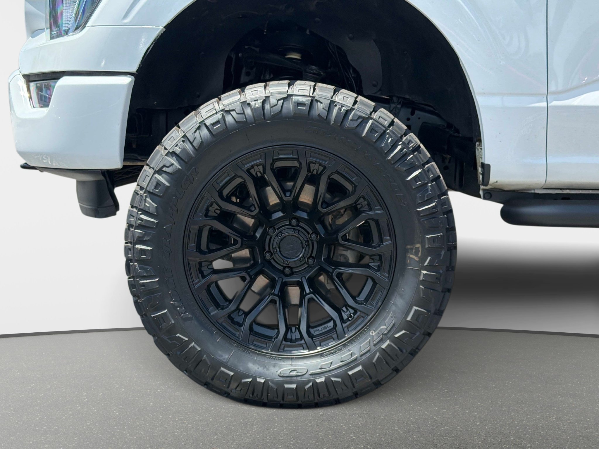Used 2023 Ford F150 XLT w/ Equipment Group 301A Mid AWD/4WD image 9