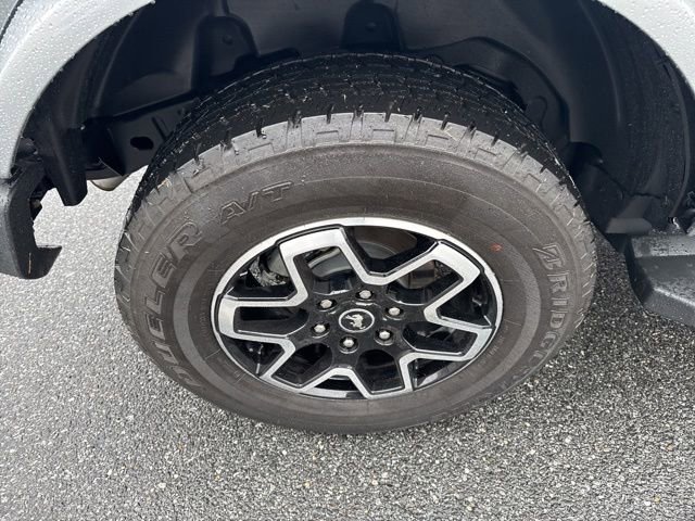 Used 2023 Ford Bronco Outer Banks image 30