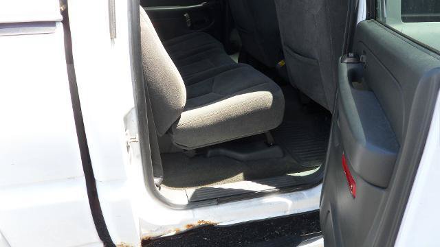 Used 2006 Chevrolet Silverado 1500 LT w/ Light Duty Power Package AWD/4WD image 13